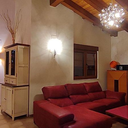 La Cuquina Villa Villaturiel Exterior photo